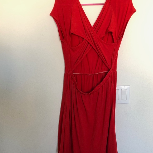 Red open back dress - Picture 3 of 3